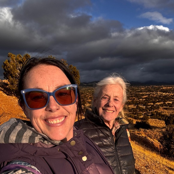 Meet your Posher, Kati - Picture 2 of 9